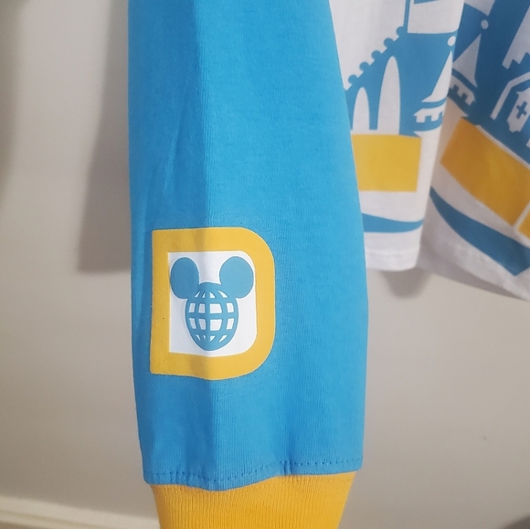 NEW Disney Spirit Jersey Walt Disney World 50th Anniversary Celebration Size XS - Picture 9 of 15